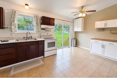 633 Woodridge Court, Villa Ridge, MO 63089 - Photo 5