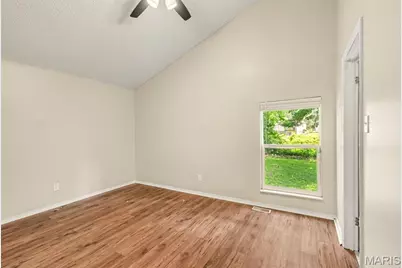 2365 Buttonwood Court, Florissant, MO 63031 - Photo 7