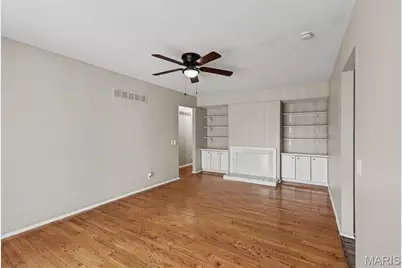3665 Santiago Drive, Florissant, MO 63033 - Photo 5