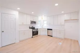 4532 Conleth Dr, Oakville, MO 63129 - Photo 7