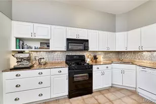 14 N Kingshighway Blvd, Saint Louis, MO 63108 - Photo 15
