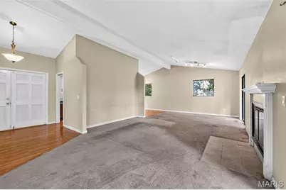 11 Cadillac Court, Lake Saint Louis, MO 63367 - Photo 5