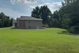 1208 Hollow Oak Ct, Saint Genevieve, MO 63670 - Photo 3