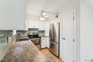 2308 Driftwood Pl, Saint Louis, MO 63146 - Photo 17