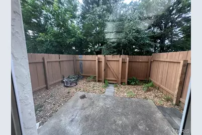 129 Carmel Woods Drive, Ellisville, MO 63021 - Photo 21