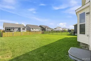 902 Palisades Cir, Saint Charles, MO 63301 - Photo 27