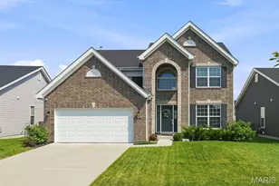 902 Palisades Cir, Saint Charles, MO 63301 - Photo 1