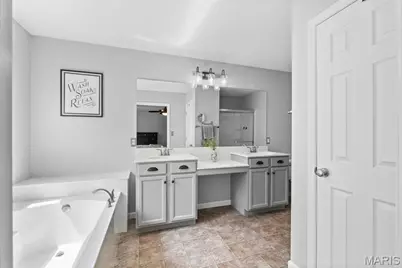 921 Molloy Drive, O'Fallon, MO 63366 - Photo 27