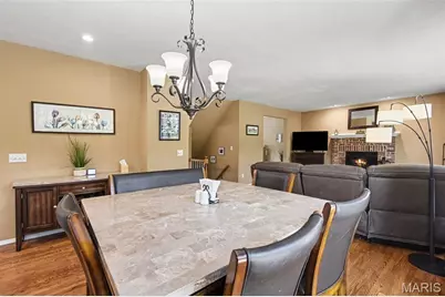 7445 Stream Valley Court, Saint Louis, MO 63129 - Photo 11