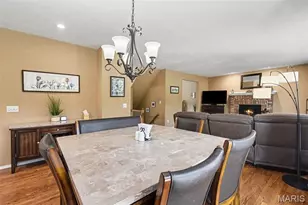7445 Stream Valley Ct, Saint Louis, MO 63129 - Photo 11