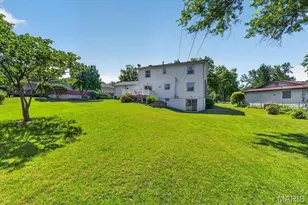 249 Aspen Trail Dr, Ballwin, MO 63011 - Photo 33
