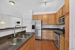 1241 Strassner Dr, Brentwood, MO 63144 - Photo 9