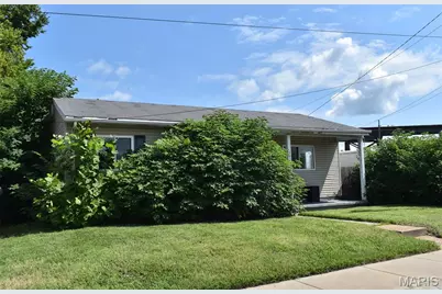 302 Barthel Avenue, Saint Charles, MO 63301 - Photo 3