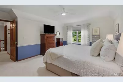 5639 Cliff Cave Crossing Drive, Saint Louis, MO 63129 - Photo 17