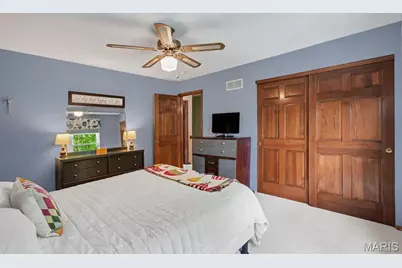 5639 Cliff Cave Crossing Drive, Saint Louis, MO 63129 - Photo 23