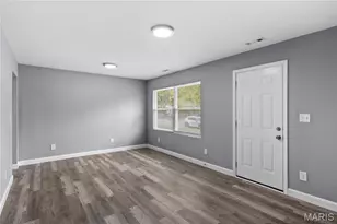 9825 Dennis Dr, Saint Louis, MO 63136 - Photo 3