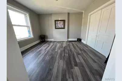 2048 Russell Boulevard, Saint Louis, MO 63104 - Photo 9