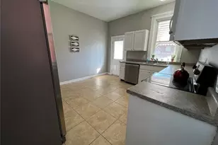 2048 Russell Blvd, Saint Louis, MO 63104 - Photo 15