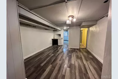 2048 Russell Boulevard, Saint Louis, MO 63104 - Photo 37