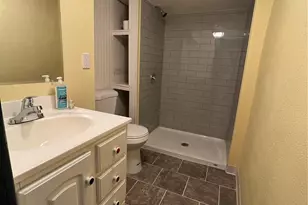 2048 Russell Blvd, Saint Louis, MO 63104 - Photo 27
