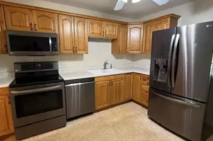 127 Linnview Dr, Saint Louis, MO 63129 - Photo 9