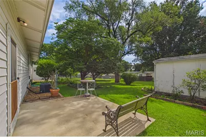 1560 Starling Drive, Florissant, MO 63031 - Photo 21