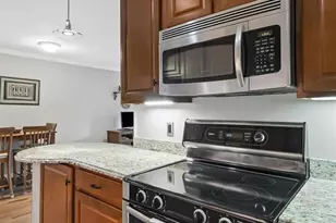 5437 Kenrick Parke Dr, Shrewsbury, MO 63119 - Photo 13