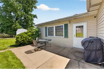 6705 Vineland, Hazelwood, MO 63042 - Photo 41