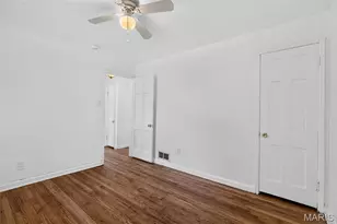 5630 Gatesworth Ave, Jennings, MO 63136 - Photo 17