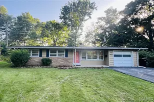 615 Crest Ct, Kirkwood, MO 63122 - Photo 1