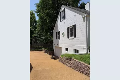 1923 Parkridge Avenue, Brentwood, MO 63144 - Photo 13