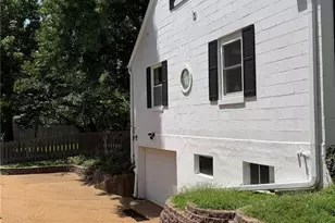 1923 Parkridge Ave, Brentwood, MO 63144 - Photo 13