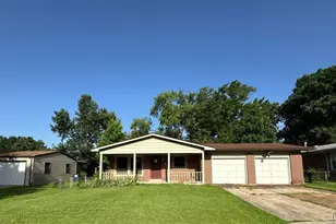 125 St Benedict Ln, Florissant, MO 63033 - Photo 1