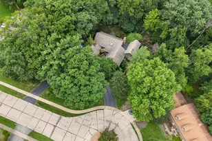 436 Shadowridge Ct, Ballwin, MO 63011 - Photo 61