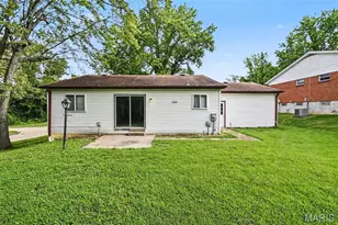 6692 Lesli Mari Ct, Florissant, MO 63033 - Photo 15