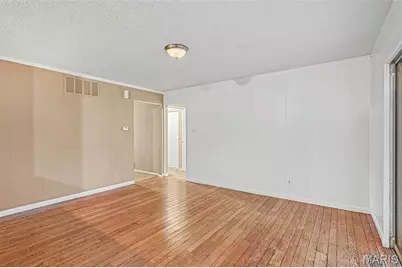 12810 Verwood Drive, Saint Louis, MO 63033 - Photo 7