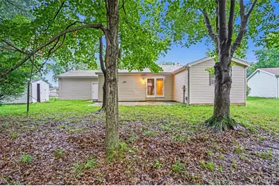 12810 Verwood Drive, Saint Louis, MO 63033 - Photo 15