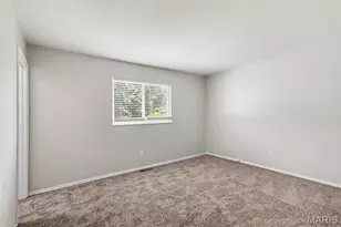 3110 Sabrina Ln, Florissant, MO 63031 - Photo 7
