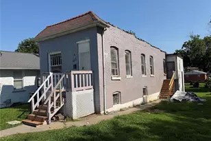 6101 St Paul Pl, Pine Lawn, MO 63120 - Photo 3