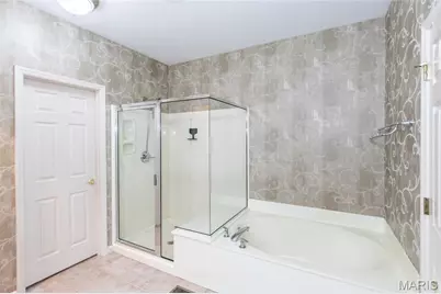 105 River Breeze Way, Saint Louis, MO 63129 - Photo 17