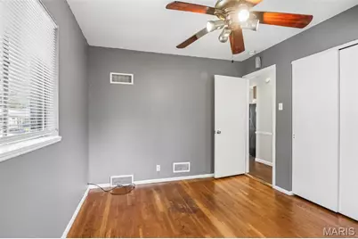 10205 Gourock Drive, Saint Louis, MO 63137 - Photo 15