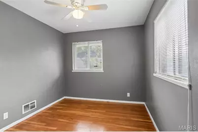 10205 Gourock Drive, Saint Louis, MO 63137 - Photo 17