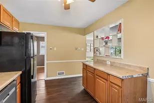 10205 Gourock Dr, Saint Louis, MO 63137 - Photo 11