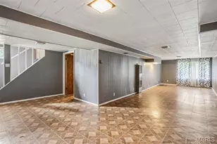 10205 Gourock Dr, Saint Louis, MO 63137 - Photo 19