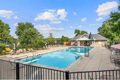 408 Coventry Trail Lane, Maryland Heights, MO 63043 - Photo 35