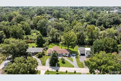 18 Spoede Hills Drive, Saint Louis, MO 63141 - Photo 35