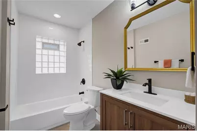 18 Spoede Hills Drive, Saint Louis, MO 63141 - Photo 17