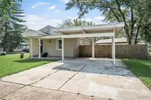 30 Cedar Dr, Pacific, MO 63069 - Photo 3