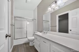 11441 Ladue Rd, Saint Louis, MO 63141 - Photo 43