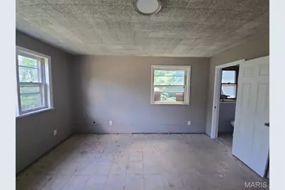 2721 Old Hanley Road, Saint Louis, MO 63114 - Photo 3